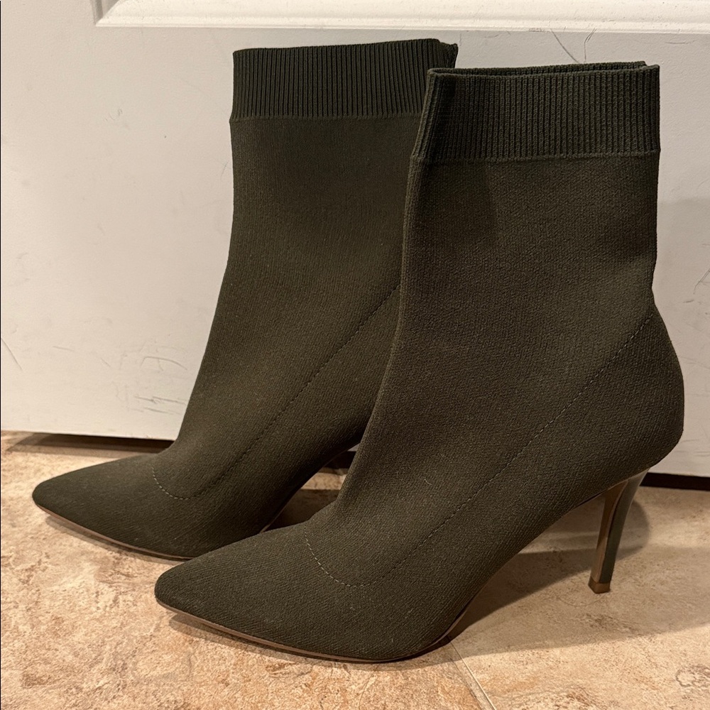 Steve Madden Olive Heeled Boots